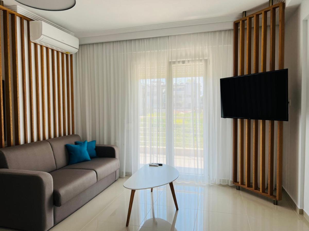 Colibri Apartment Kallithea  Ngoại thất bức ảnh