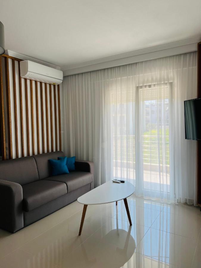 Colibri Apartment Kallithea  Ngoại thất bức ảnh